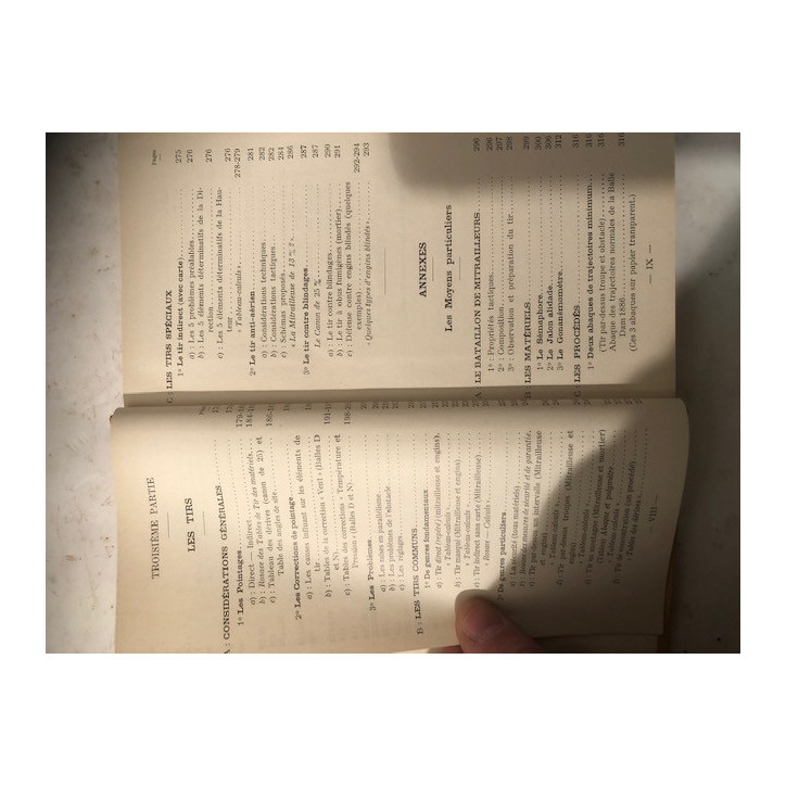 Livre Guide de l'officier mitrailleur d'accompagnement 2e Ed 1939 et18