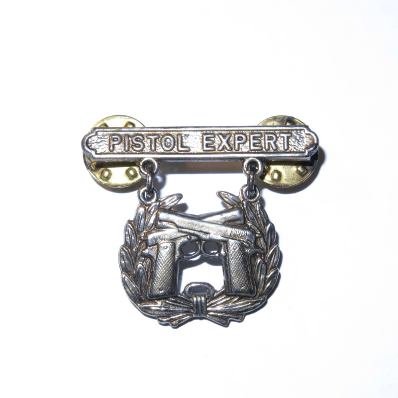 Badge qualification  tireur Colt 45 US Army 1944 bo 52 