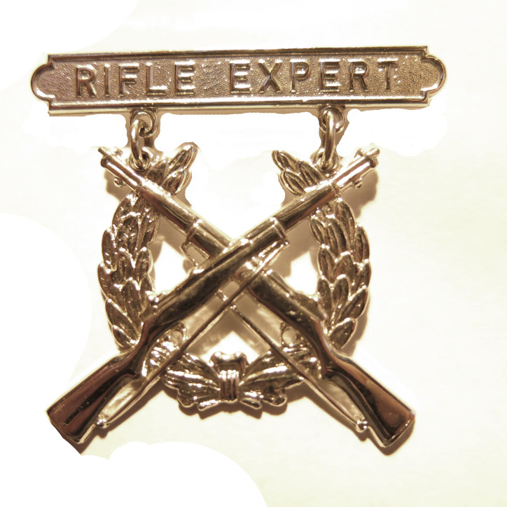 Insigne US Rifle Expert fusil Garand  ref 50 bo5