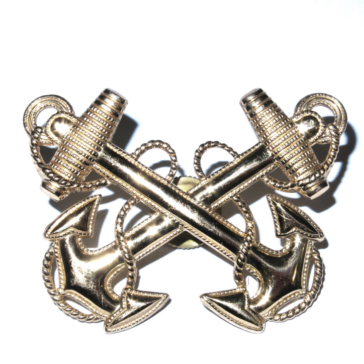 Insigne métal de casquette US Navy ref 45 bo5 