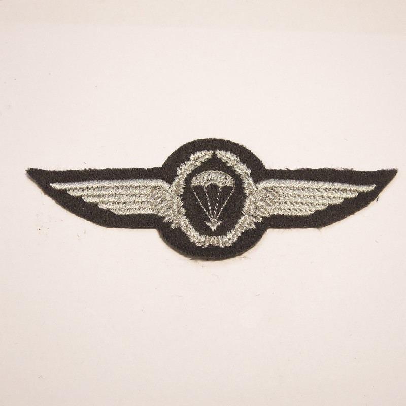 Brevet tissu  parachutiste Bundeswehr argent  ref bo38