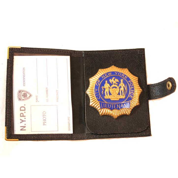 Plaque police New york Lieutenant avec porte cuir ref bo99