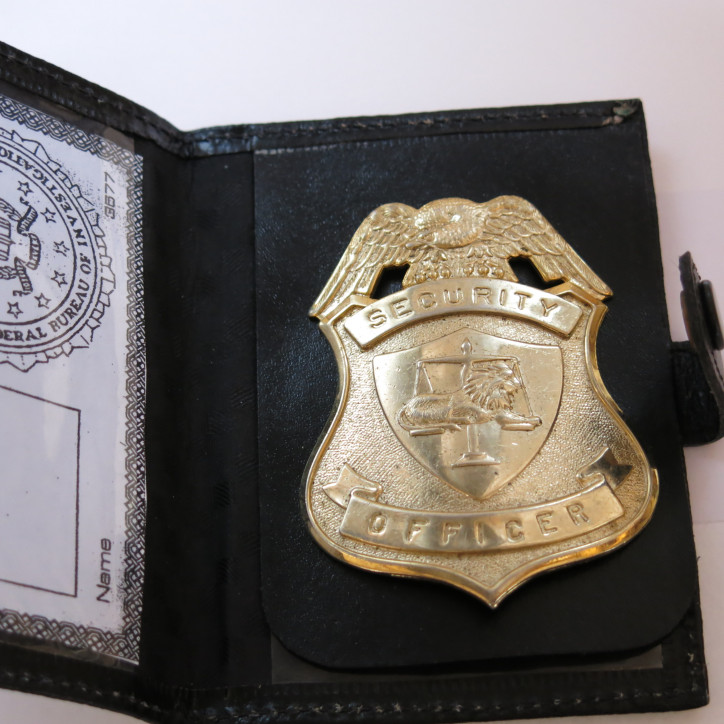 Plaque police security officer avec cuir ref bo 104