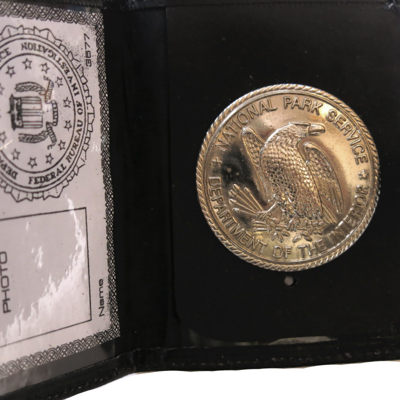 Plaque police Bureau indian affaires