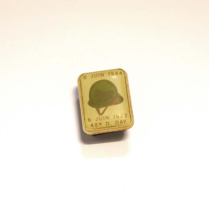 Pins US commemoration 1992 D Day  ref bo39