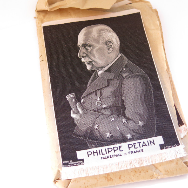 Portrait Marechal Petain original  tissu bevo 1942