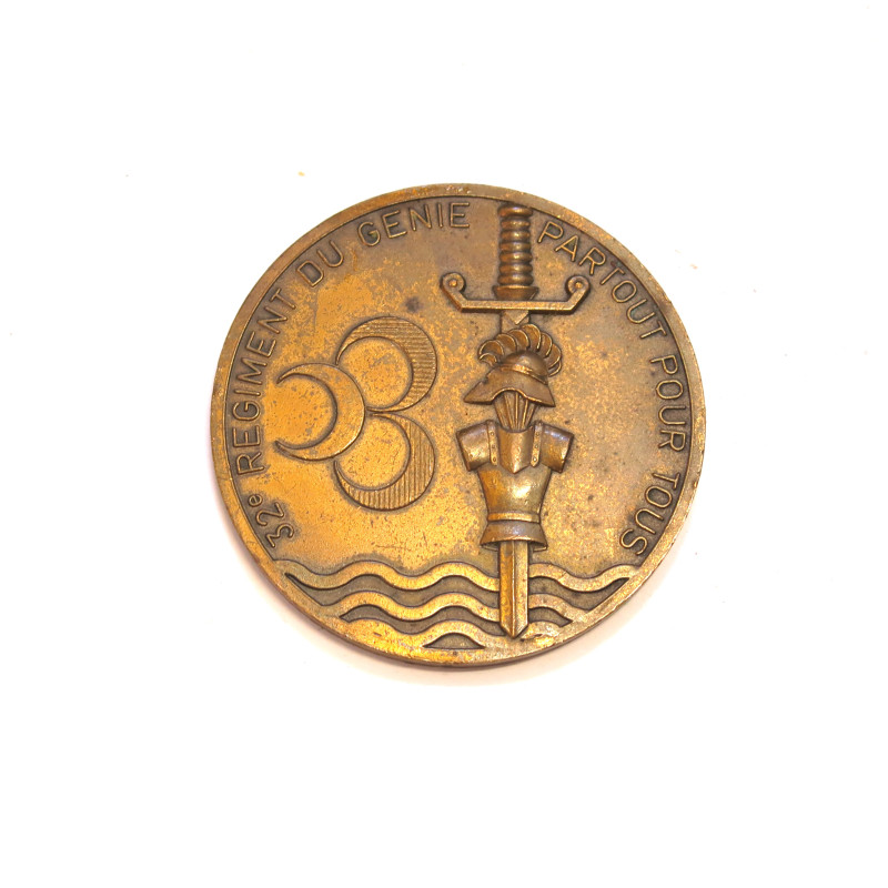 Jeton insigne regiment du Genie     ref bo41 