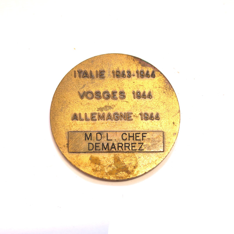 Jeton insigne regiment du Genie     ref bo41 