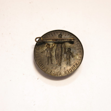 Insigne de journée  Allemande kinder aufs land ref R 7 bo 43