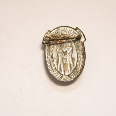 Insigne de journée  Allemande 1935 ref R 10 bo 43