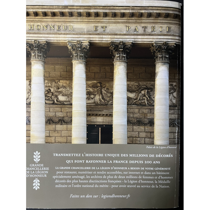 Revue  Paris Match Hors Série : Héros et Reporters de guerre