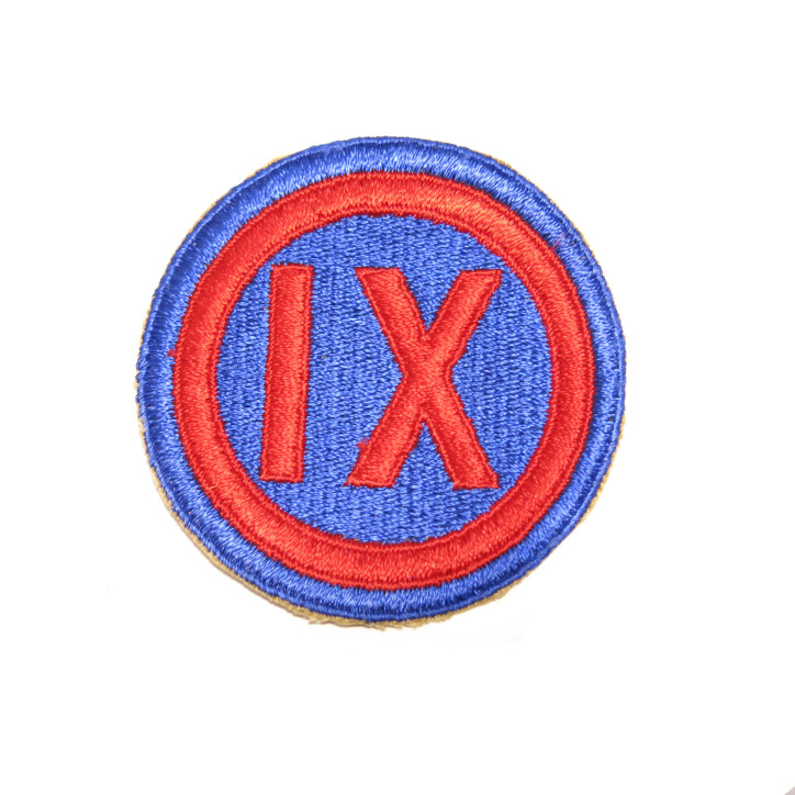 1Insigne tissu 9th  Army Corps 39/45 ref bo 132