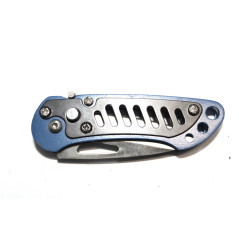 Couteau 440 Stainless noir et bleu