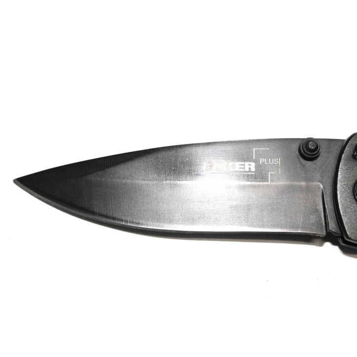 Couteau pliant Boker Plus noir avec manche ergonomique