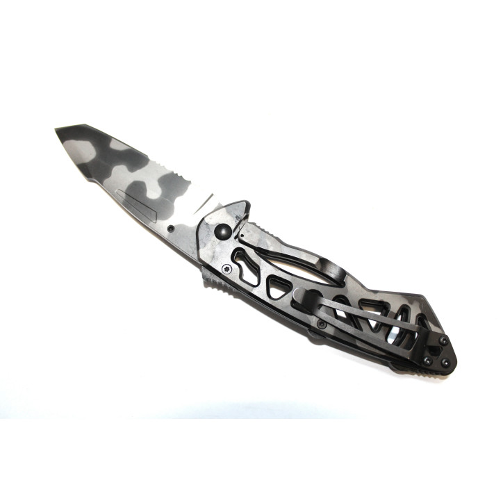 Couteau pliant Buck camouflage noir et métal