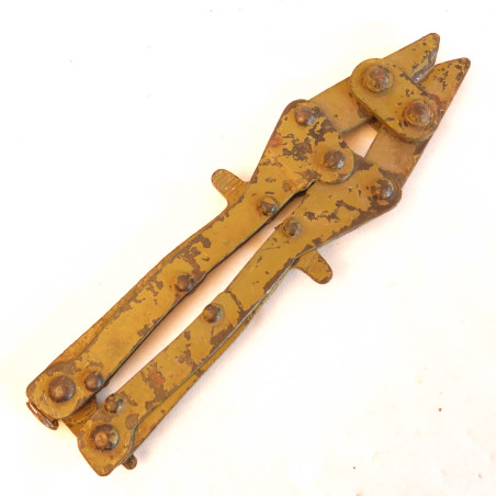 Pince a barbelé Anglaise ref pi 778