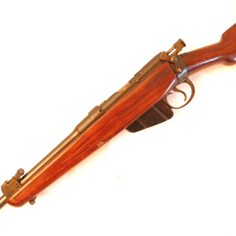 Carabine  Enfield en calibre 8 x 57 Mauser  categorie C 