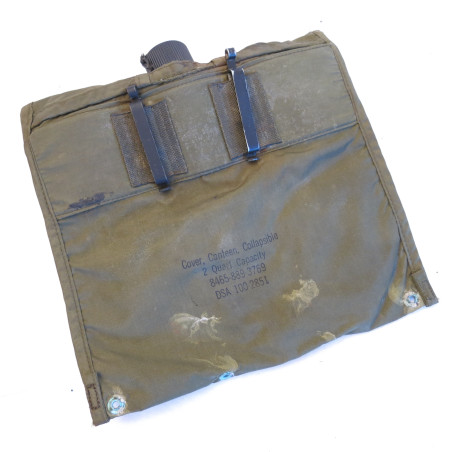 Canteen  2 quart US 1967 Vietnam avec sa housse   ref u 188