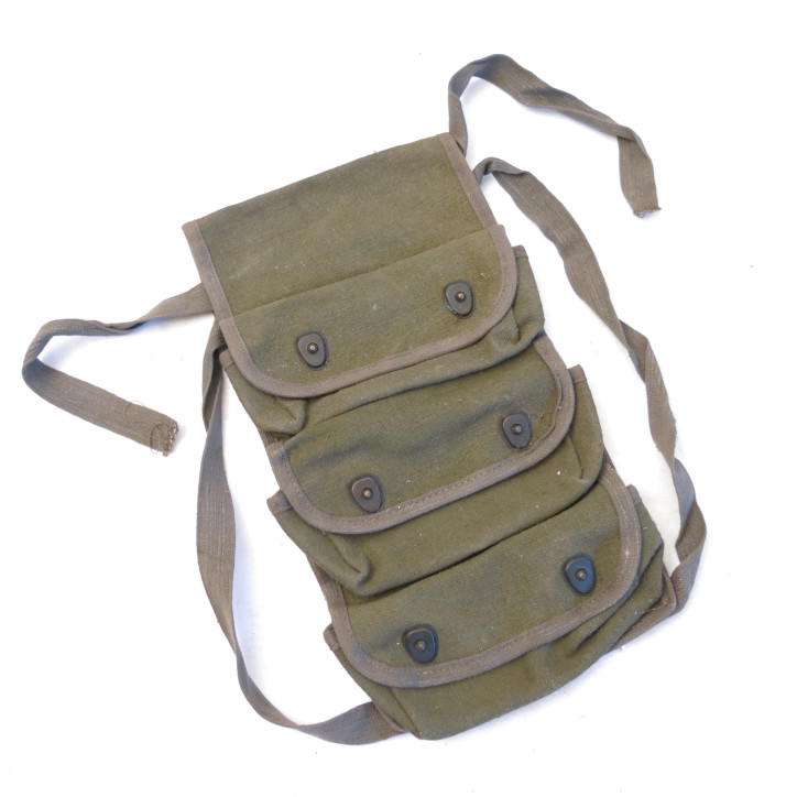 Porte grenade Armée France Indo Algerie ref po 366