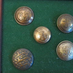 Lot de 8 boutons sut tableau ref ta 443