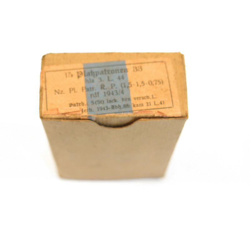 7.92 mauser boite pleine  de 15 cartouches Mauser 7.92 balle bois  hla 44  categorie C 