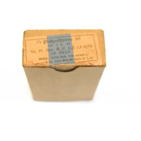 7.92 mauser boite pleine  de 15 cartouches Mauser 7.92 balle bois  hla 44  categorie C 