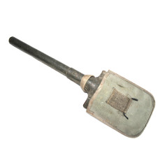 Pelle de l'armée française WWII avec sa housse d'origine