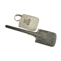 Pelle de l'armée française WWII avec sa housse d'origine