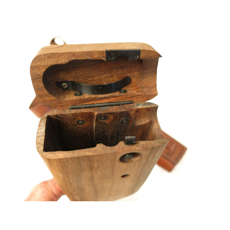 etui-crosse-bois-m712-schnell-avec-brelage-pour-double-chargeur etui-crosse-bois-m712-schnell-avec-brelage-pour-double-chargeur