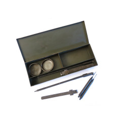 Petite boite vide  pour mitrailleur MG 13 couleur verte 