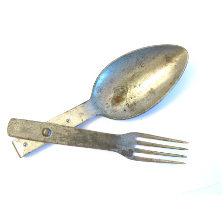 Couvert Allemand acier ref co 78 box 209