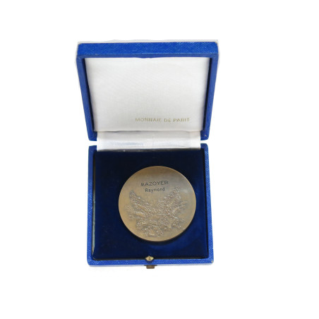 Médaille SNITCF avec sa boite Réf bo 9