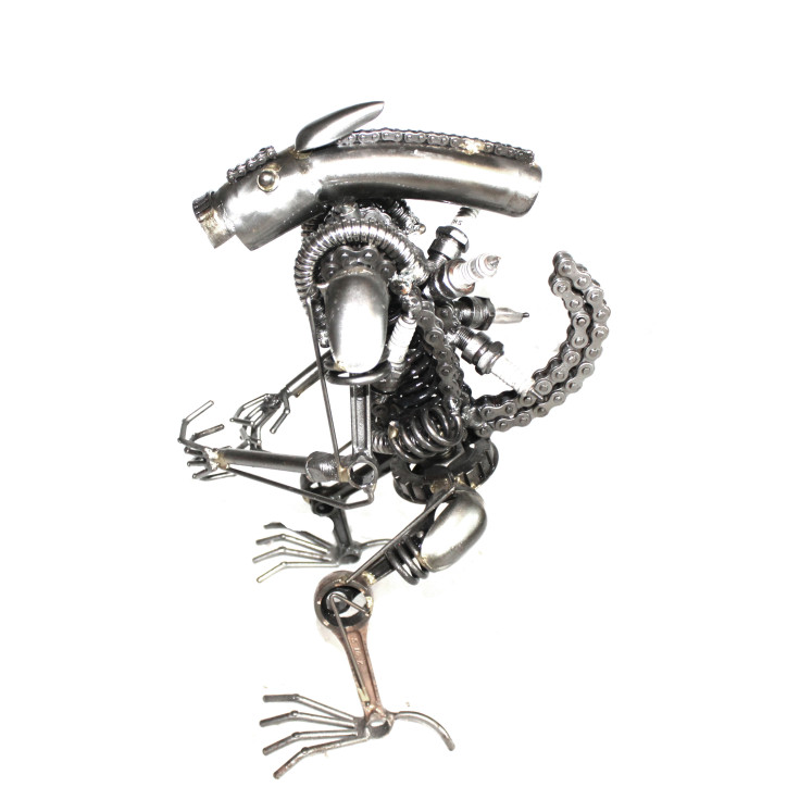 Statuette métallique d Alien