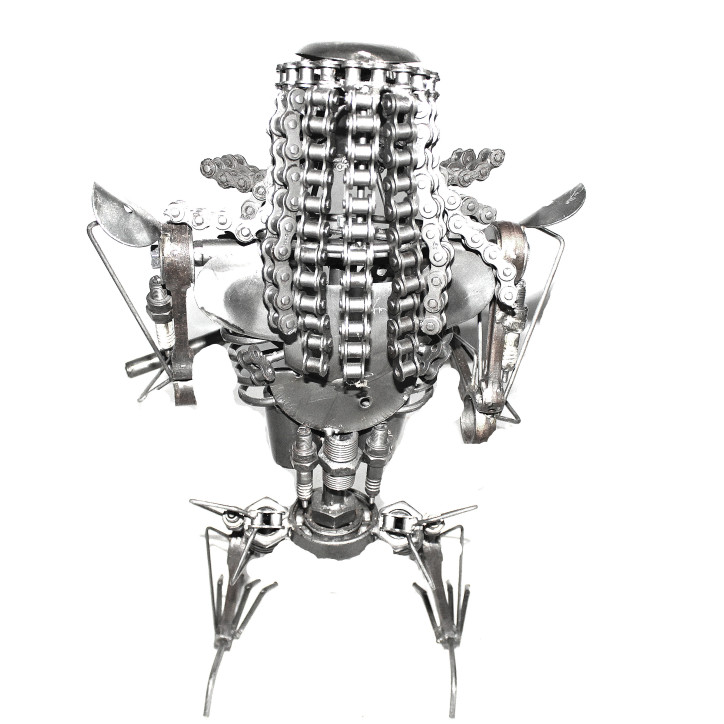 Statuette métallique du Predator avec nunchakus