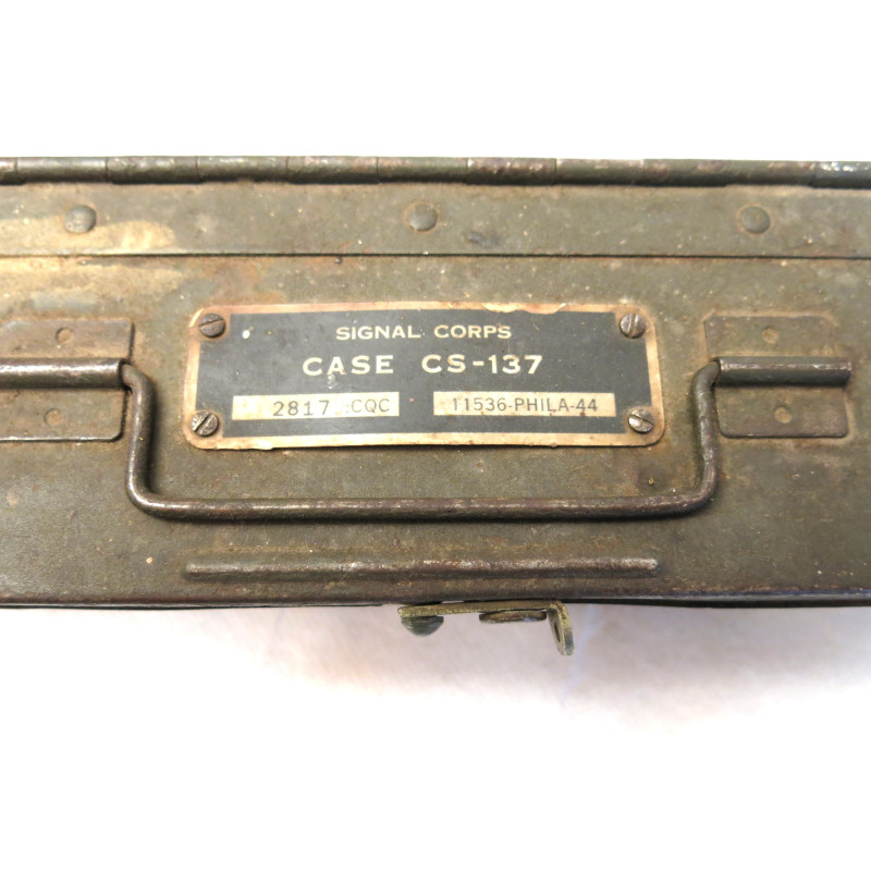 Boite US case CS 137 Signal Corps 39/45 ref us28