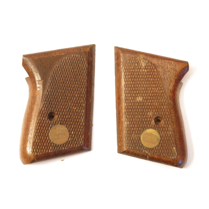 Paire de plaquettes de crosse Mauser HSC 84 8 mm GR   bo 12 2022 