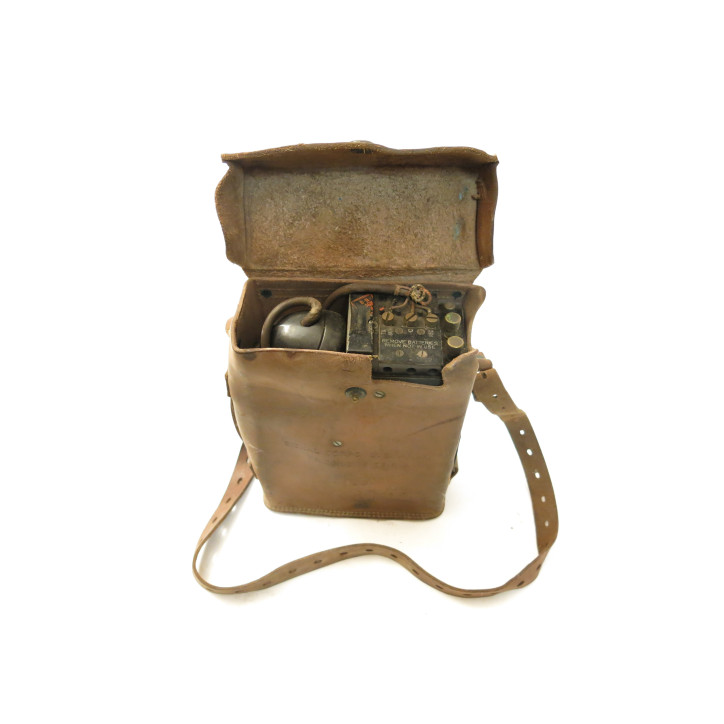 Telephone  de campagne US 39/45 ref ra 550 