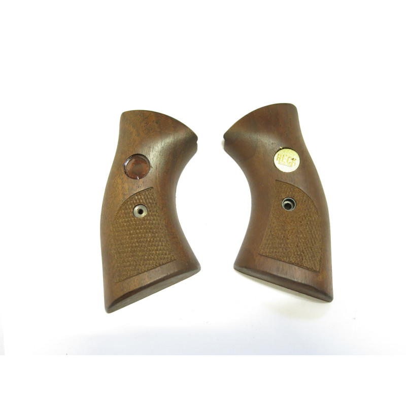 Paire de plaquettes revolver  RECK Cobra 22 LR    bo 12 2022