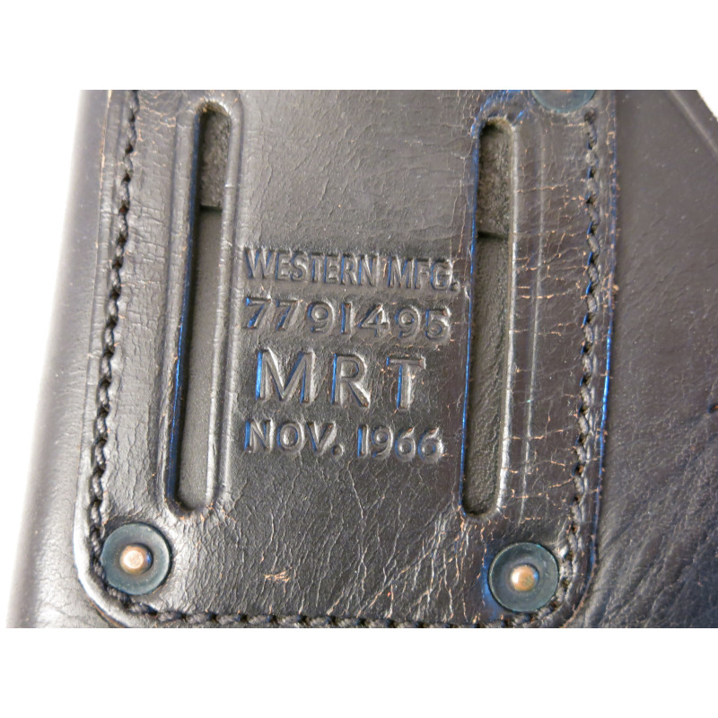 Etui cuir revolver Smith et Wesson 38 MRT 1966  ref ET 688