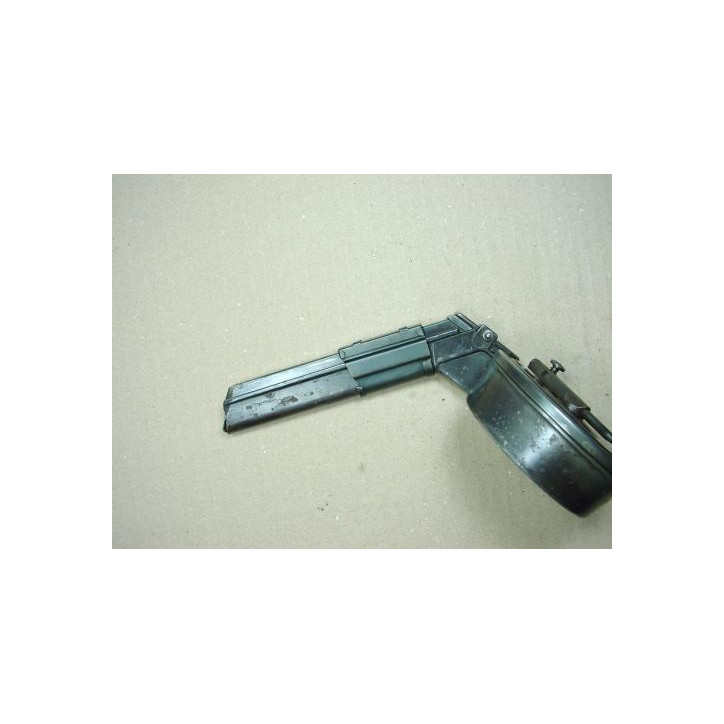 Piece adaptation pour chargeur  MP18 Allemand