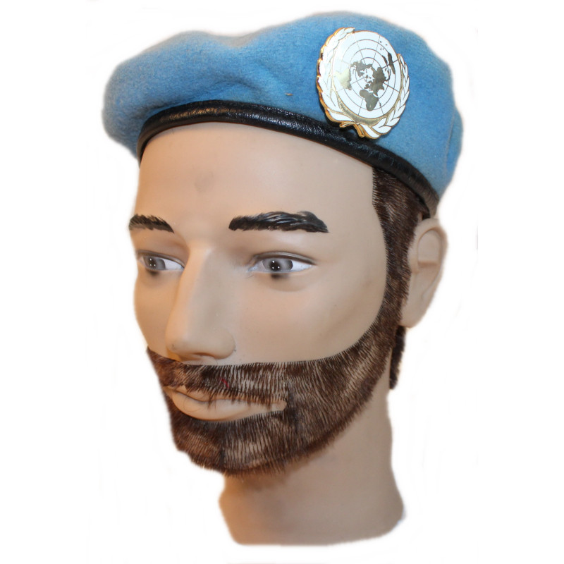 Béret de l'ONU avec insigne