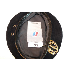 Béret des service de santé de l'armée française avec son insigne