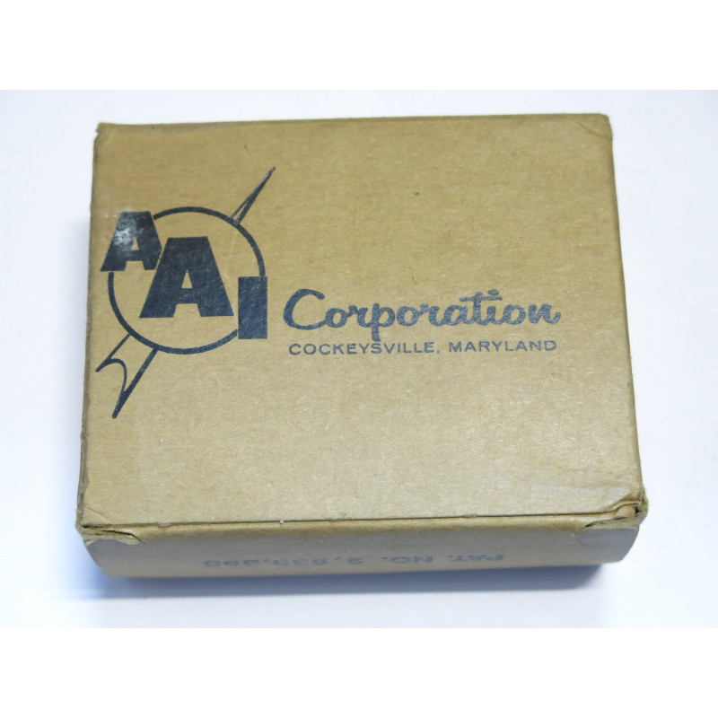 Boite vide cartouches 5.8 mm XM 645 ref C 60 