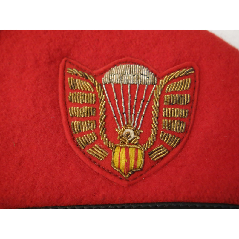 Beret Parachutiste  ARVN US Vietnam insigne canetille ref be110