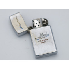 Zippo original de 1974 gravé  bateau USS Decatur US Vietnam   ref 80                               