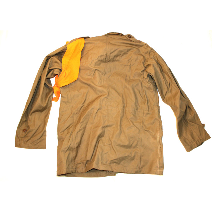 Veste modèle 47 avec foulard orange