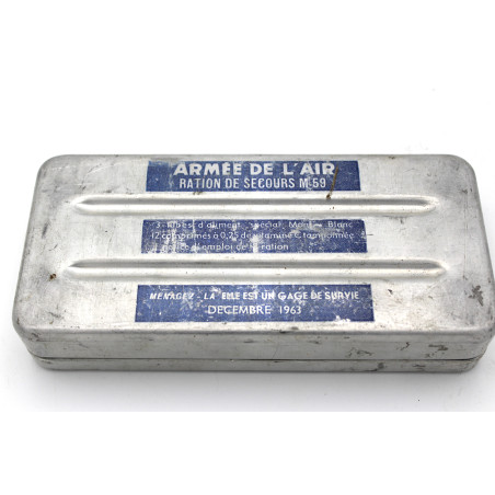 Boite vide de l'armée de l'air de 1963 pour ration et déchlorureur d'eau
