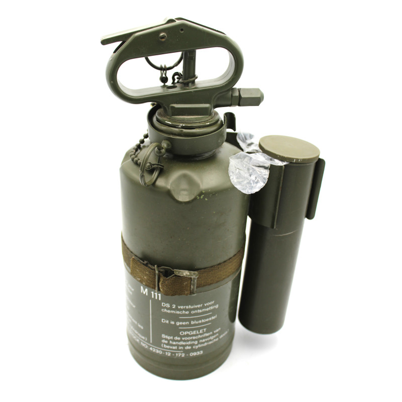 Pulvérisateur de DS 2 pour décontamination chimique type M 111