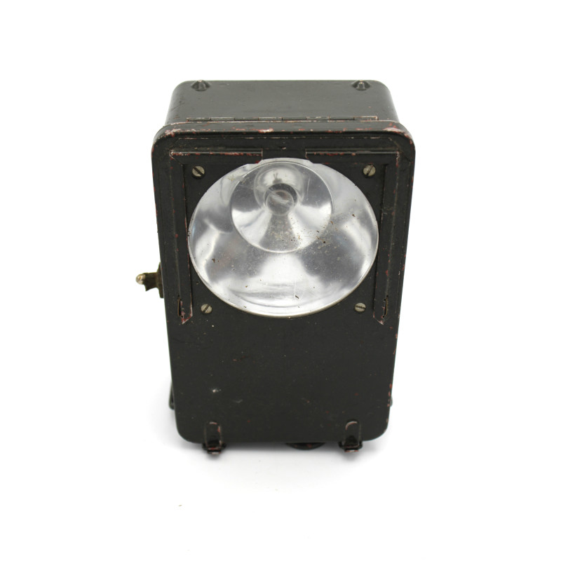 Lampe portative de l'armée française de 1970 avec filtres rouge et jaune