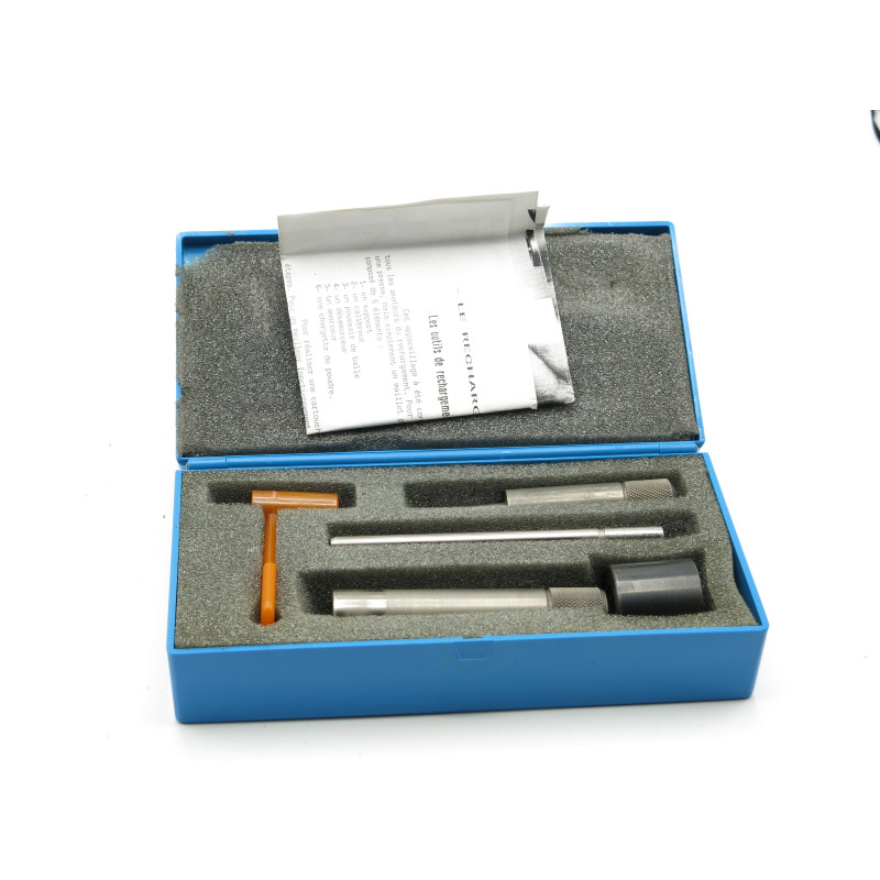 Outil de rechargement manuel calibre 8 x 60 S